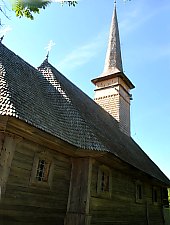 Wooden church, Răstoci , Photo: WR